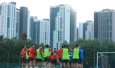 المنتخب العراقي يخوض أول تدريباته في كوريا الجنوبية (صور)