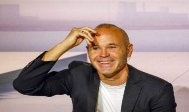 إنييستا يبحث عن عمل بعد الاعتزال